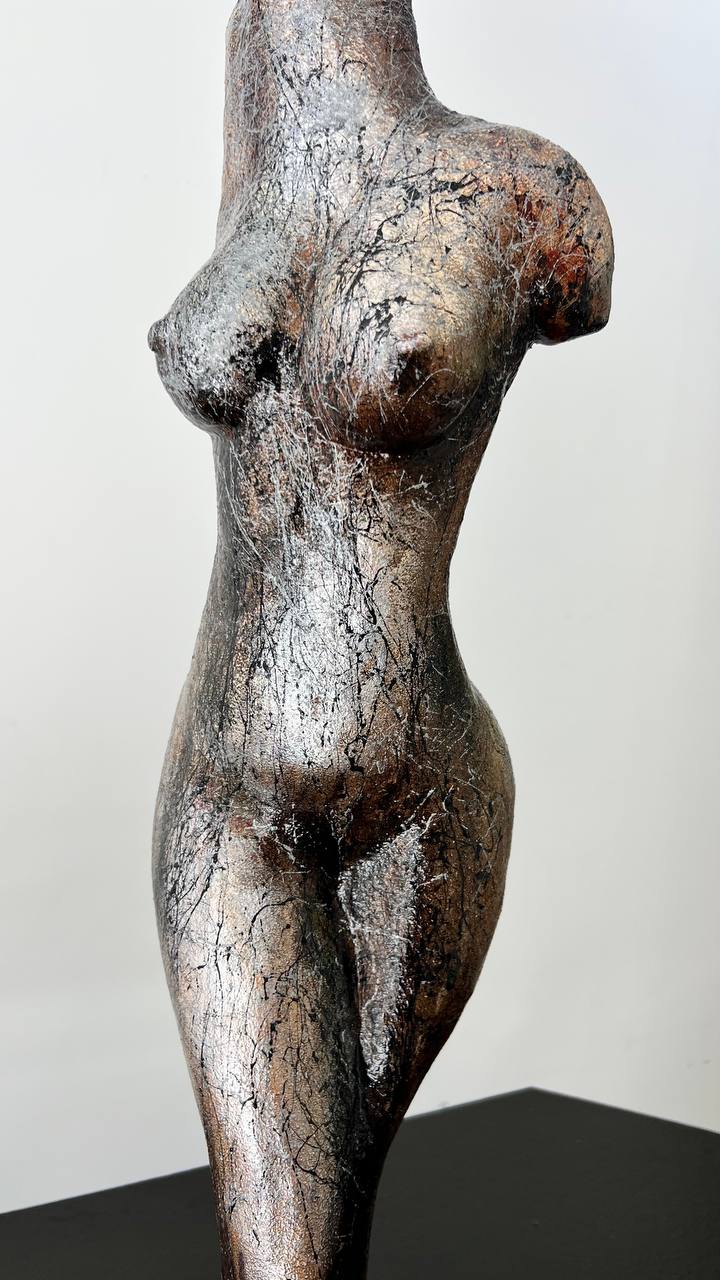 VENUS sculpture