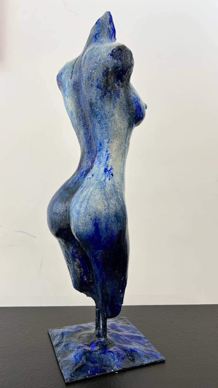 UNDINE sculpture